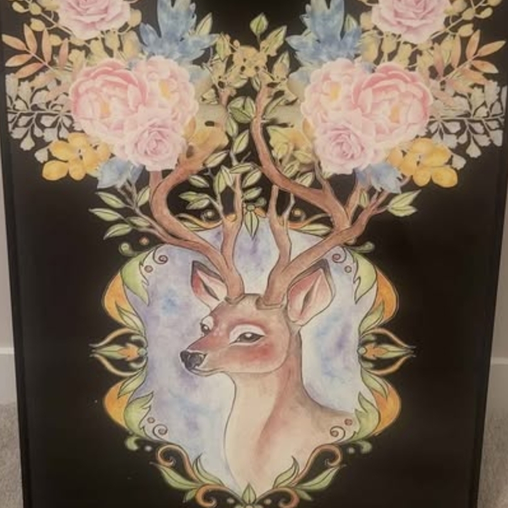 Elegant Deer Wall Art with Floral Accents